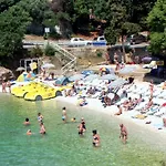 アパート 7410d