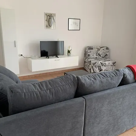 7410d Apartment