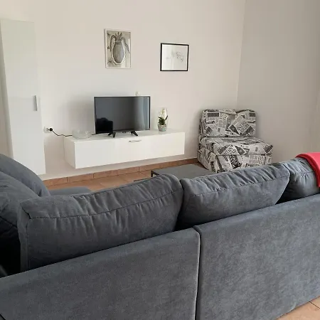 7410d Apartment