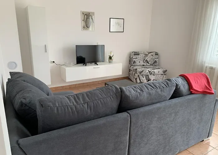 7410d Apartment